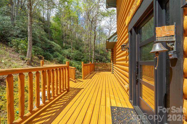 91 Double Springs Road, Almond, NC 28702