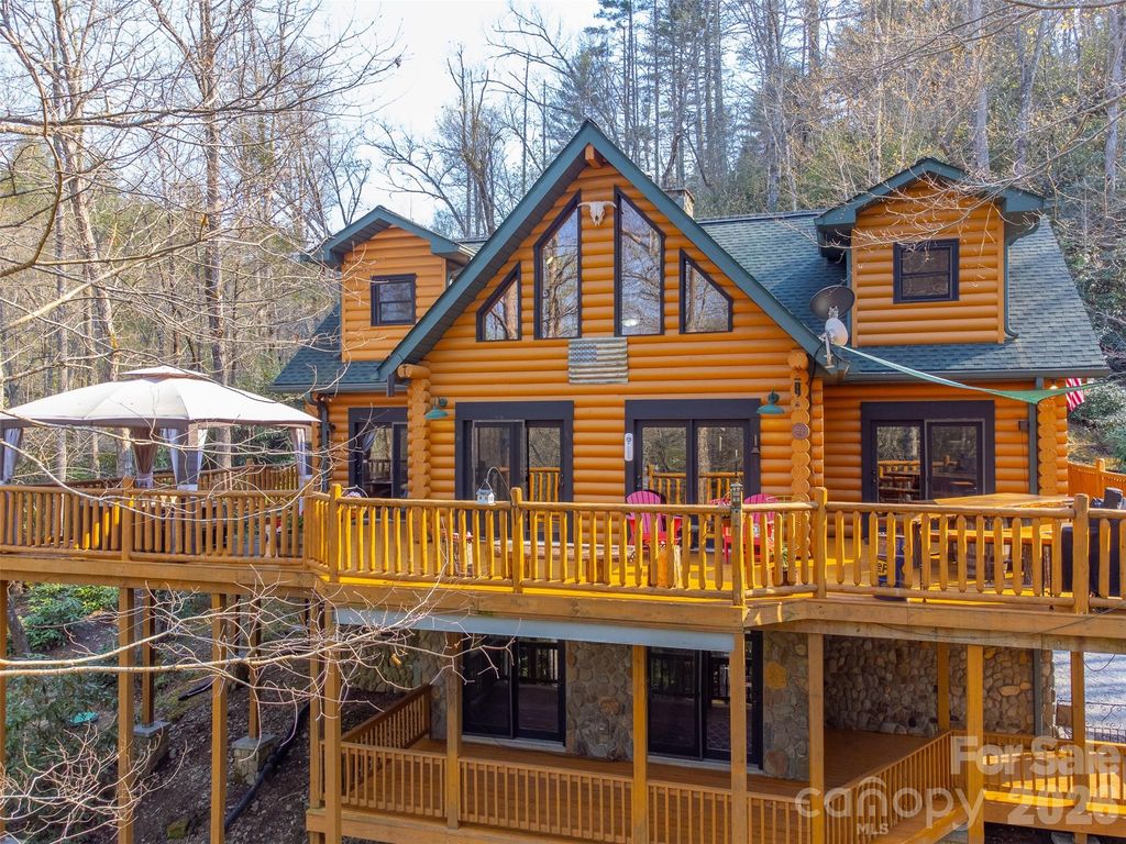 91 Double Springs Road, Almond, NC 28702