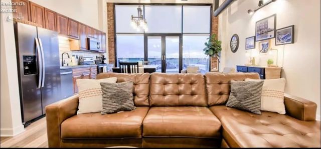 401 W Shoreline Dr Unit 226, Sandusky, OH 44870