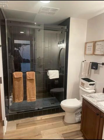 401 W Shoreline Dr Unit 226, Sandusky, OH 44870