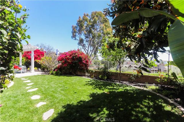 26962 Willow Tree Lane, Laguna Hills, CA 92653