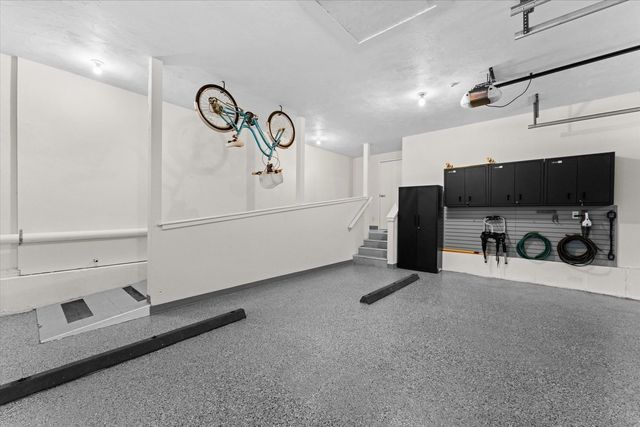 38 Hunnewell St, Needham, MA 02494