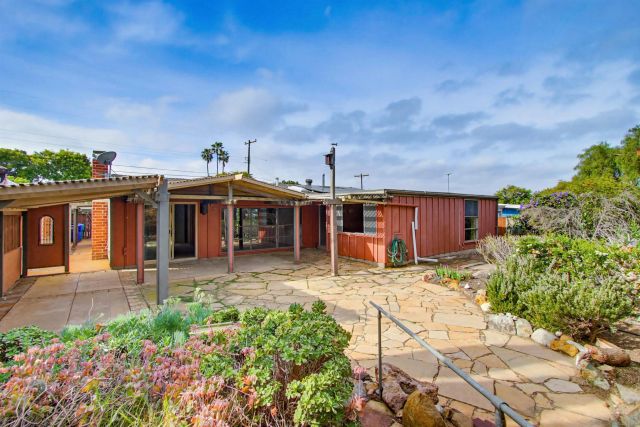 9258 Rebecca Ave., San Diego, CA 92123