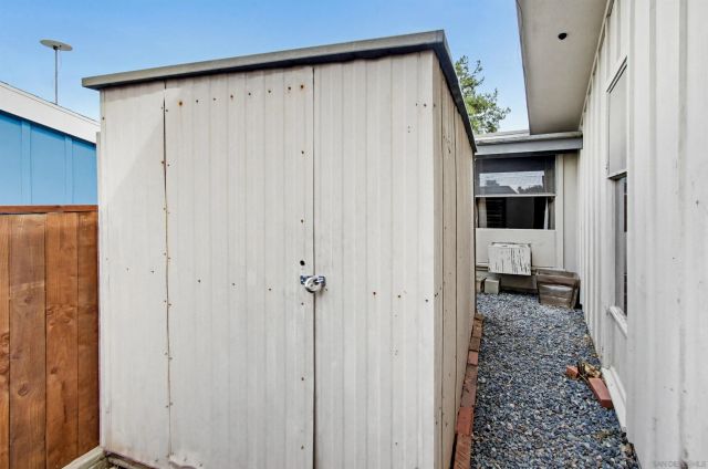 9258 Rebecca Ave., San Diego, CA 92123