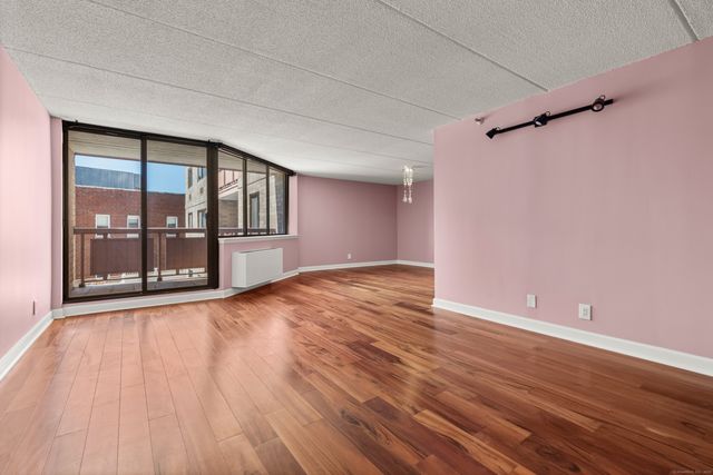 143 Hoyt Street APT 1A, Stamford, CT 06905