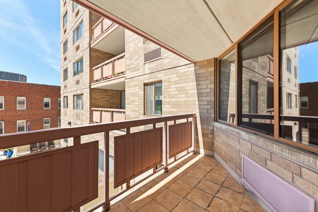 143 Hoyt Street APT 1A, Stamford, CT 06905