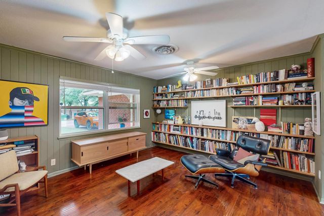 204 Cacti Drive, Lakeside, TX 76108