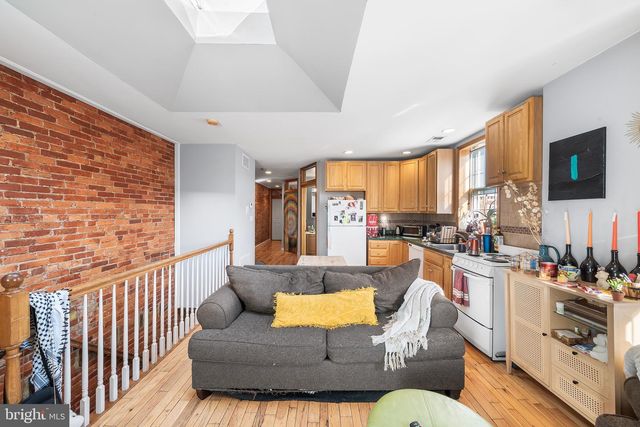 3000 W GIRARD AVE, Philadelphia, PA 19130