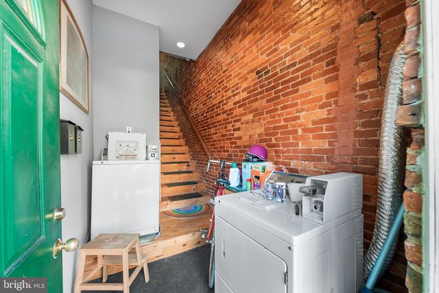 3000 W GIRARD AVE, Philadelphia, PA 19130