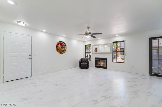 5078 Jeffreys Street 101, Las Vegas, NV 89119