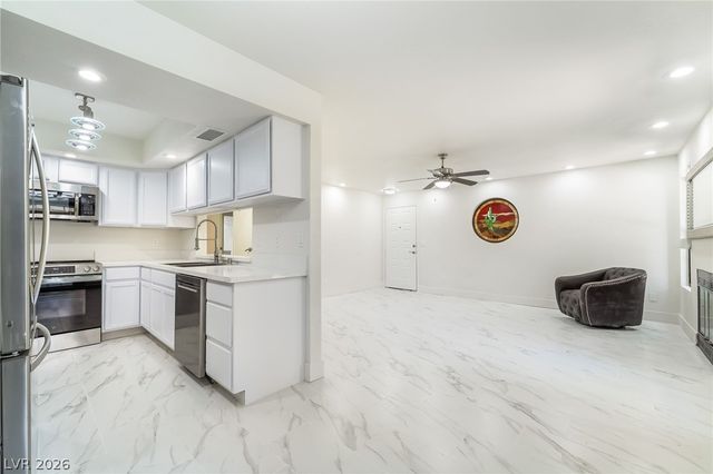 5078 Jeffreys Street 101, Las Vegas, NV 89119