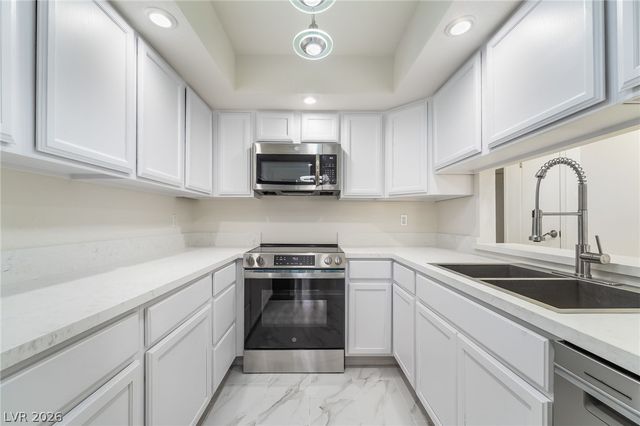 5078 Jeffreys Street 101, Las Vegas, NV 89119