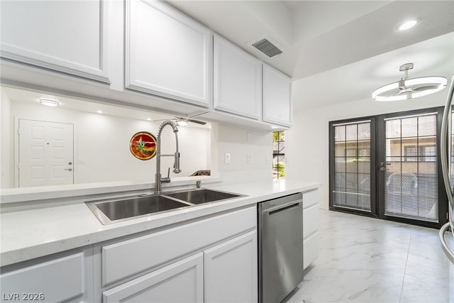 5078 Jeffreys Street 101, Las Vegas, NV 89119