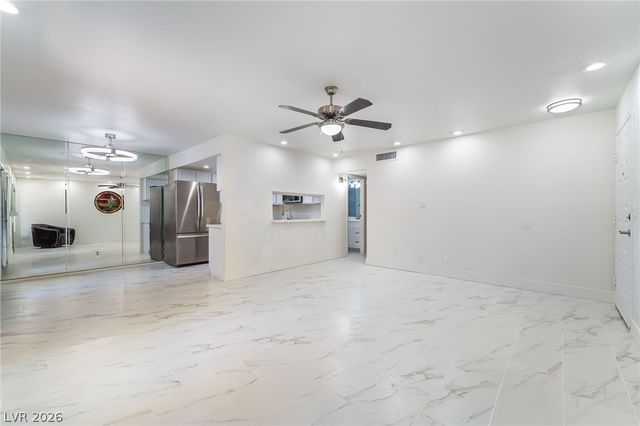 5078 Jeffreys Street 101, Las Vegas, NV 89119