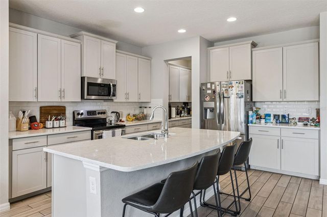 12506 CANDLEBERRY CIRCLE, Tampa, FL 33635