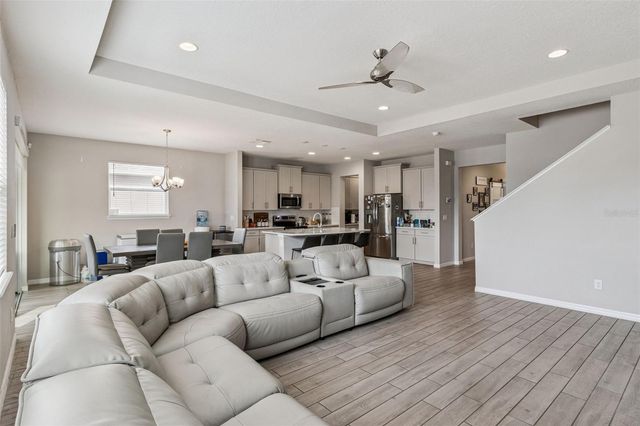 12506 CANDLEBERRY CIRCLE, Tampa, FL 33635