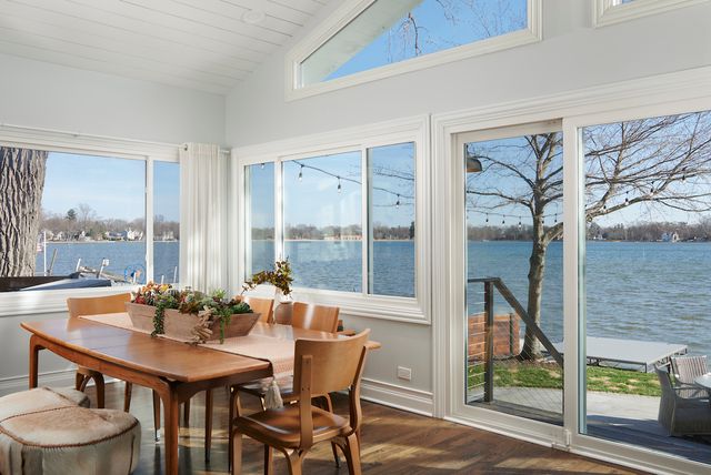 795 Oak Court, Crystal Lake, IL 60014