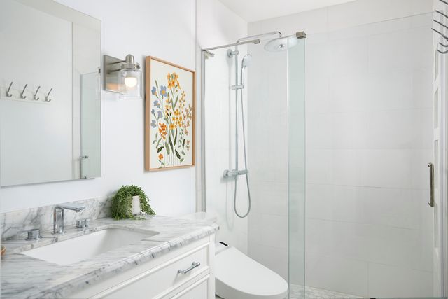 795 Oak Court, Crystal Lake, IL 60014