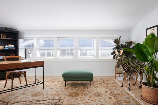 795 Oak Court, Crystal Lake, IL 60014