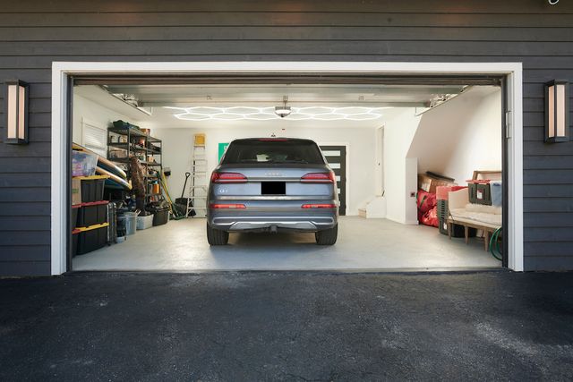 795 Oak Court, Crystal Lake, IL 60014