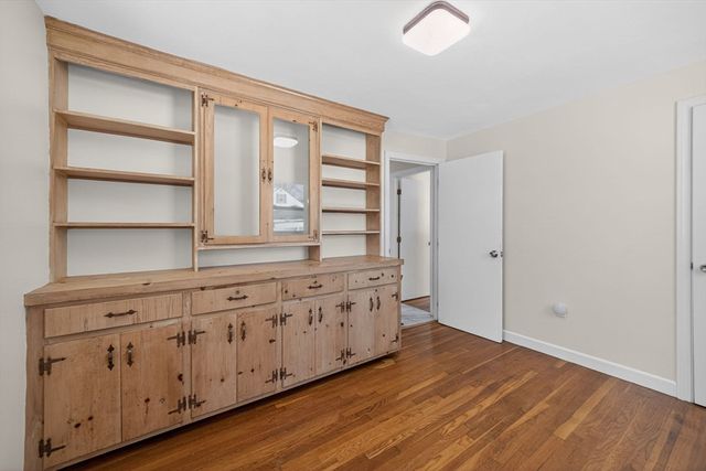 36 Allen Rd, Billerica, MA 01821
