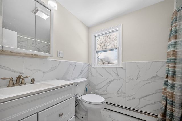 36 Allen Rd, Billerica, MA 01821