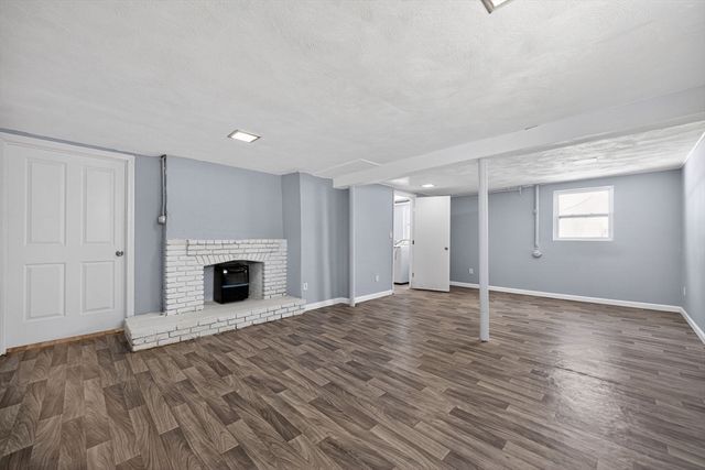 36 Allen Rd, Billerica, MA 01821