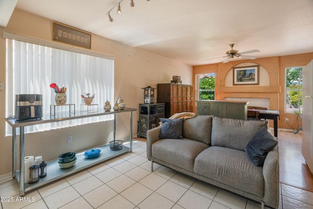 3224 E SIERRA Street, Phoenix, AZ 85028