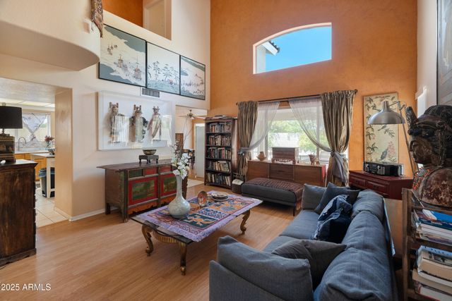 3224 E SIERRA Street, Phoenix, AZ 85028