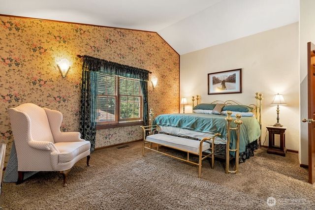 2706 Walnut Loop NW, Olympia, WA 98502