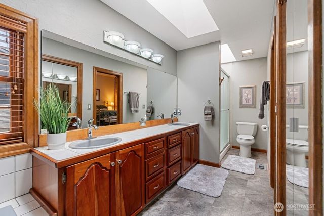 2706 Walnut Loop NW, Olympia, WA 98502