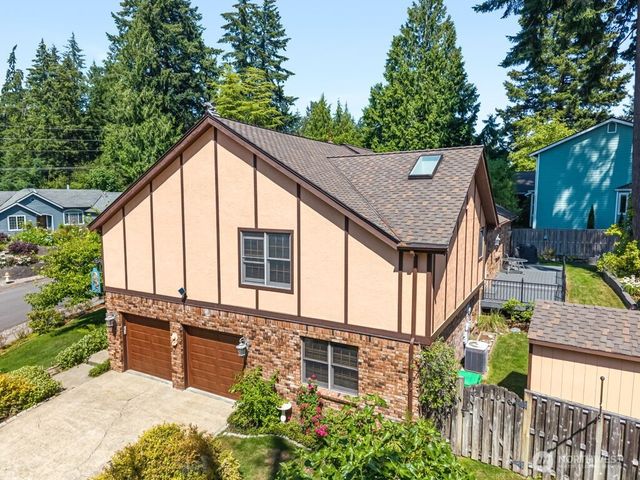 2706 Walnut Loop NW, Olympia, WA 98502