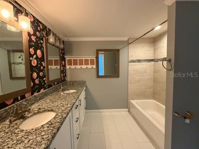 830 N 8TH STREET, Eagle Lake, FL 33839
