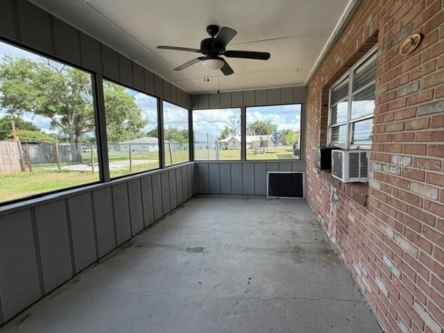 830 N 8TH STREET, Eagle Lake, FL 33839