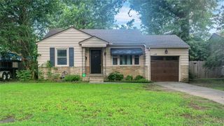 4676 S Rockford Avenue, Tulsa, OK 74105