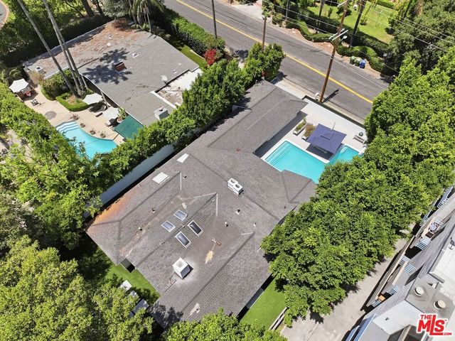 16910 Magnolia Boulevard, Encino, CA 91316