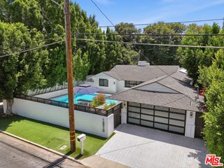 16910 Magnolia Boulevard, Encino, CA 91316