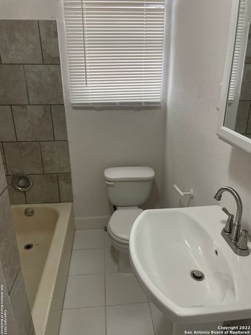 1467 W GERALD AVE, San Antonio, TX 78211