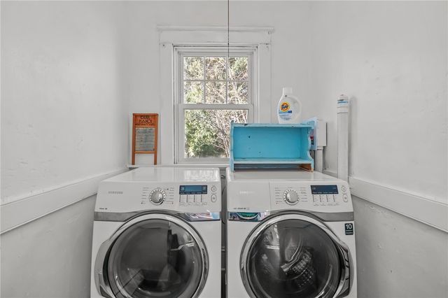 79 Carpenter Street, Warwick, RI 02886