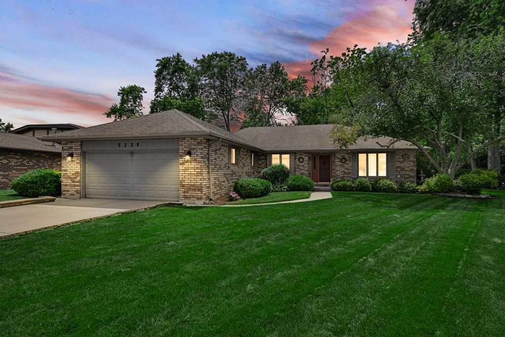 5239 Laramie Court, Oak Forest, IL 60452