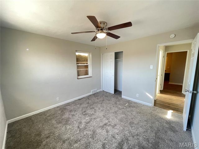 8447 Concord Place, St Louis, MO 63147
