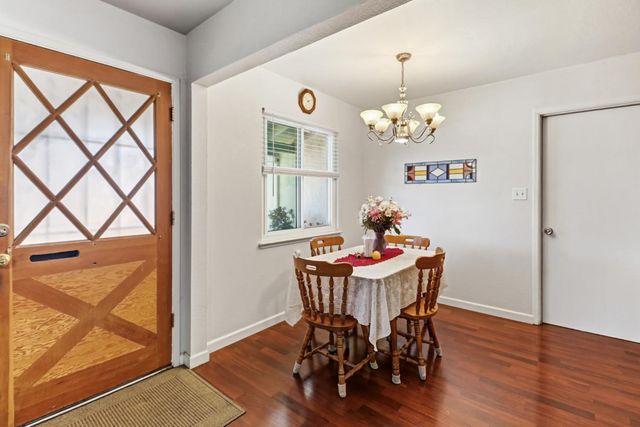 2318 Thompson Way, Sacramento, CA 95822
