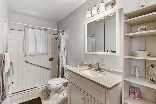 2318 Thompson Way, Sacramento, CA 95822