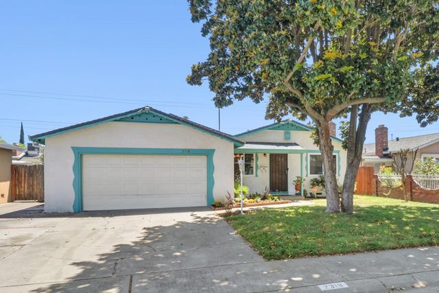 2318 Thompson Way, Sacramento, CA 95822
