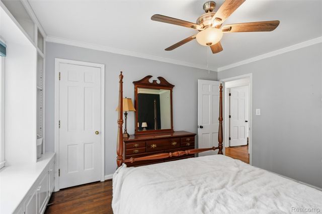 27310 Crestwood Drive, Franklin Village, MI 48025