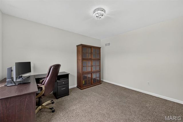 3293 Bentwater Place, St Charles, MO 63301