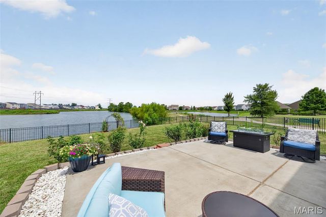 3293 Bentwater Place, St Charles, MO 63301