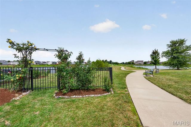3293 Bentwater Place, St Charles, MO 63301
