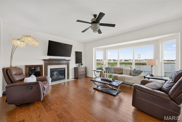 3293 Bentwater Place, St Charles, MO 63301
