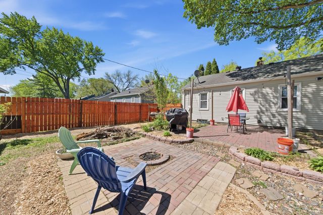 3209 Hampshire Avenue S, Saint Louis Park, MN 55426